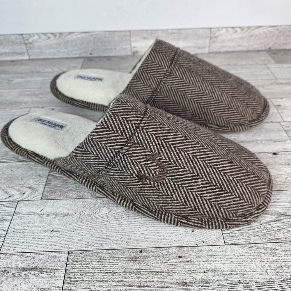 True Religion Mens Slippers Size L 11-12 Brown Cream Sherpa Lining Logo NWOT